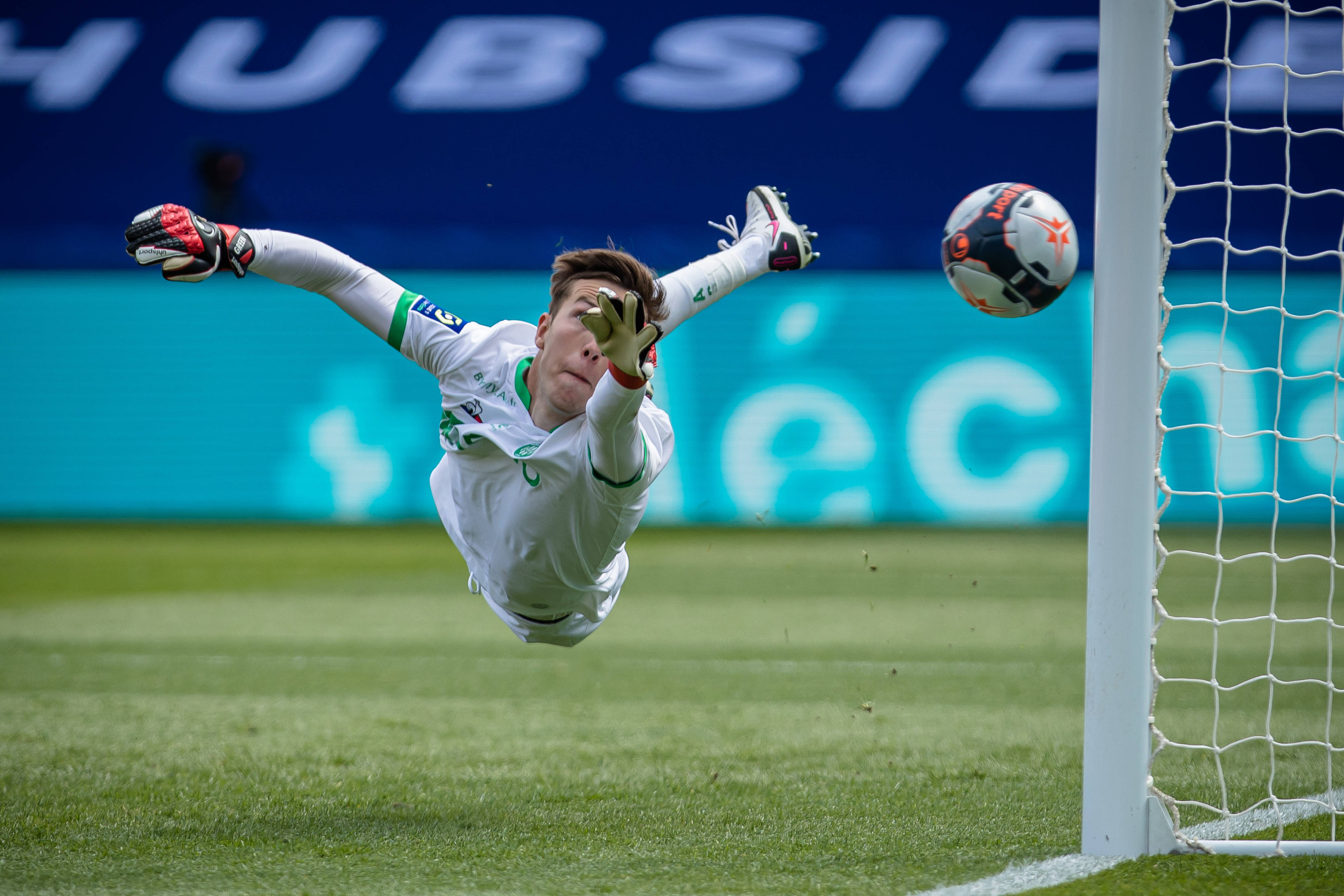 图卢兹客场挑战圣埃蒂安,豪取客场三分(图卢兹足球俱乐部老板是谁) 第1张 图卢兹客场挑战圣埃蒂安,豪取客场三分(图卢兹足球俱乐部老板是谁) 第1张