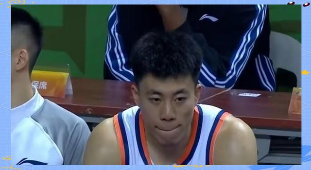 爱游戏-包含中国篮球联赛聚焦球场，球员实力对决燃情激烈的词条  第2张